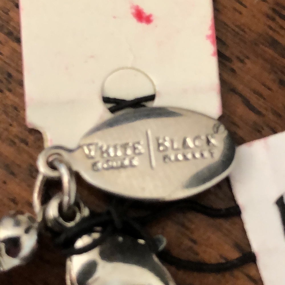 White House Black Market Red Jade Necklace New - Picture 8 of 8